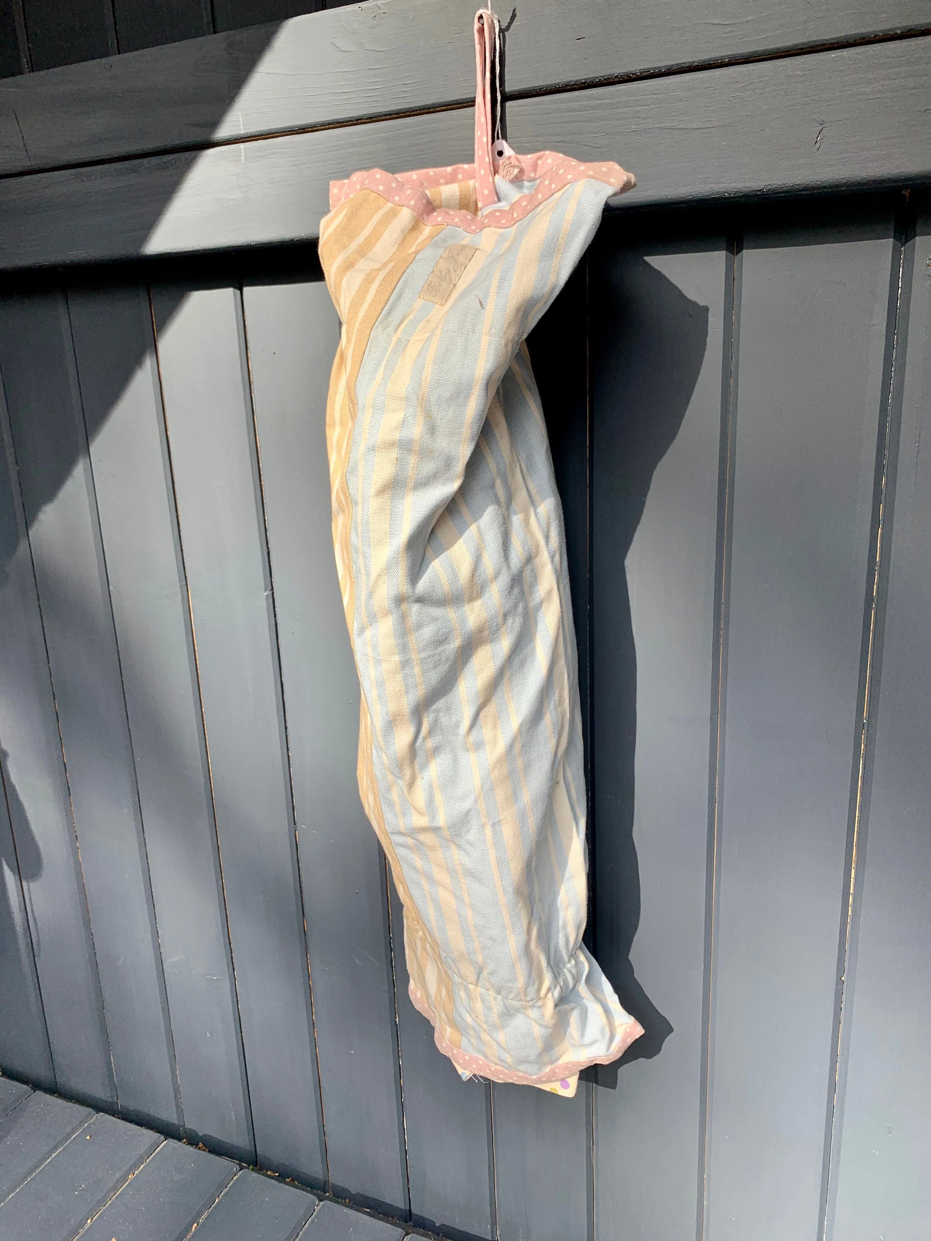 Carry A Bag Fabric holder