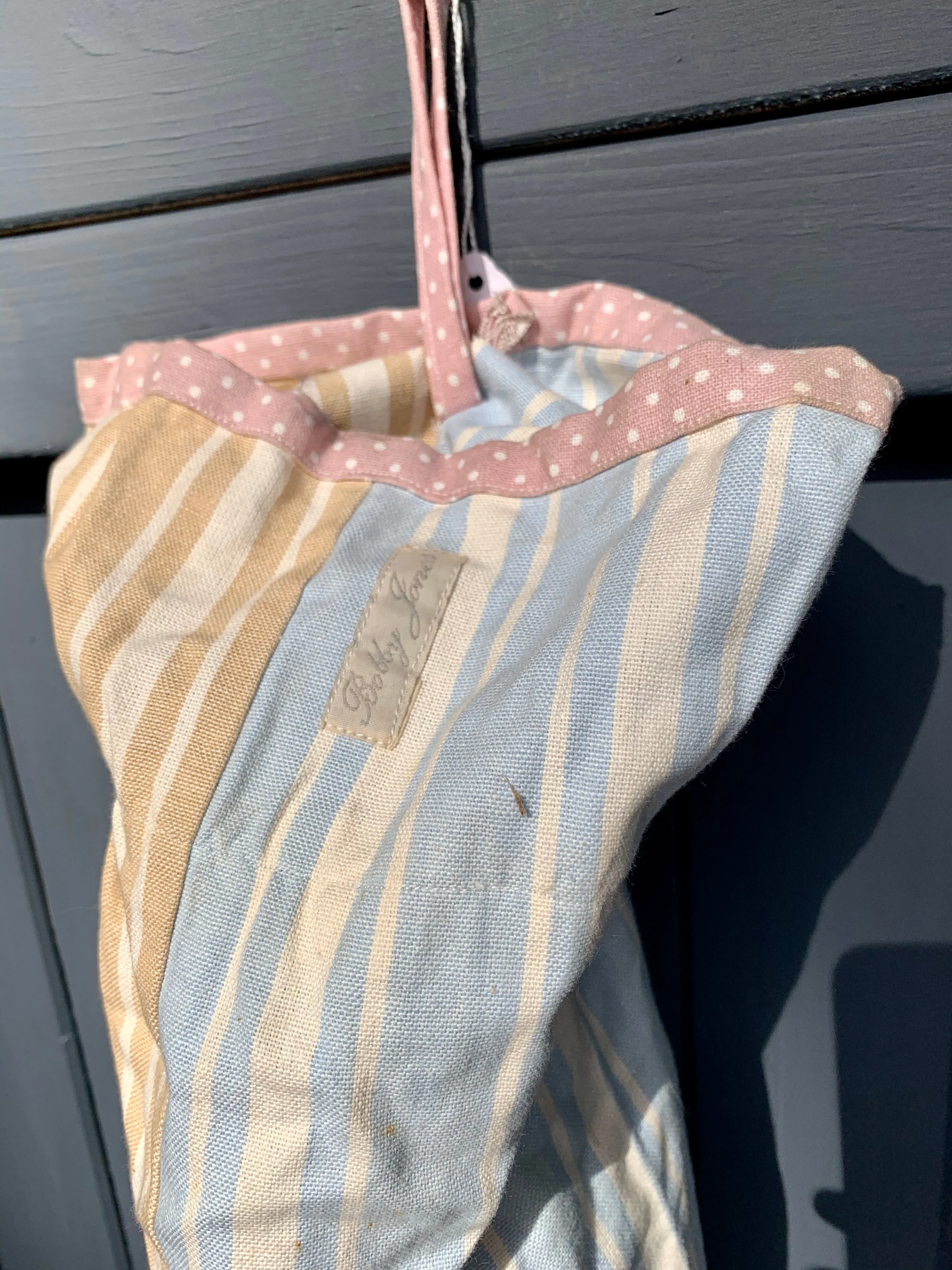 Carry A Bag Fabric holder