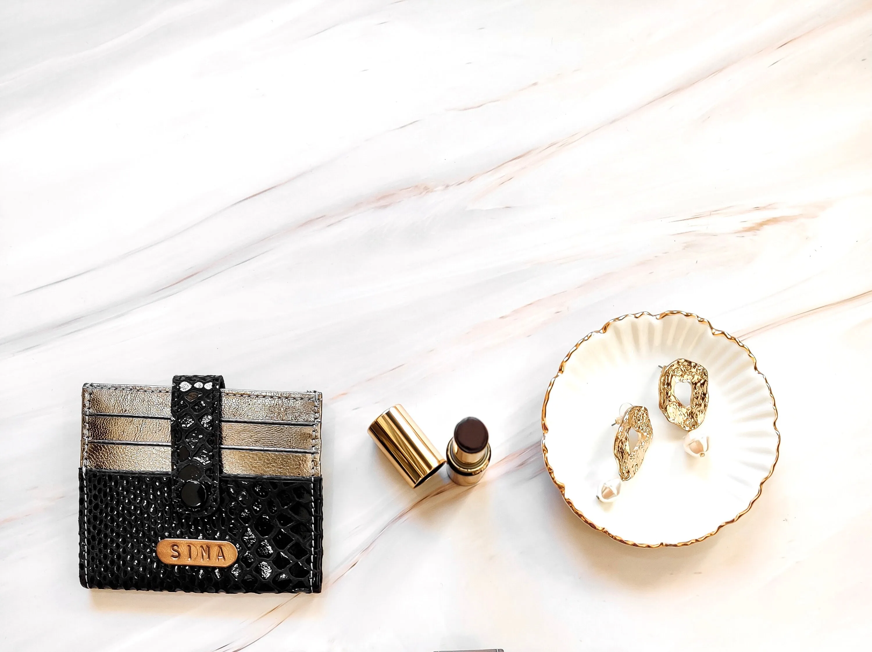 GENUINE LEATHER CARD HOLDER