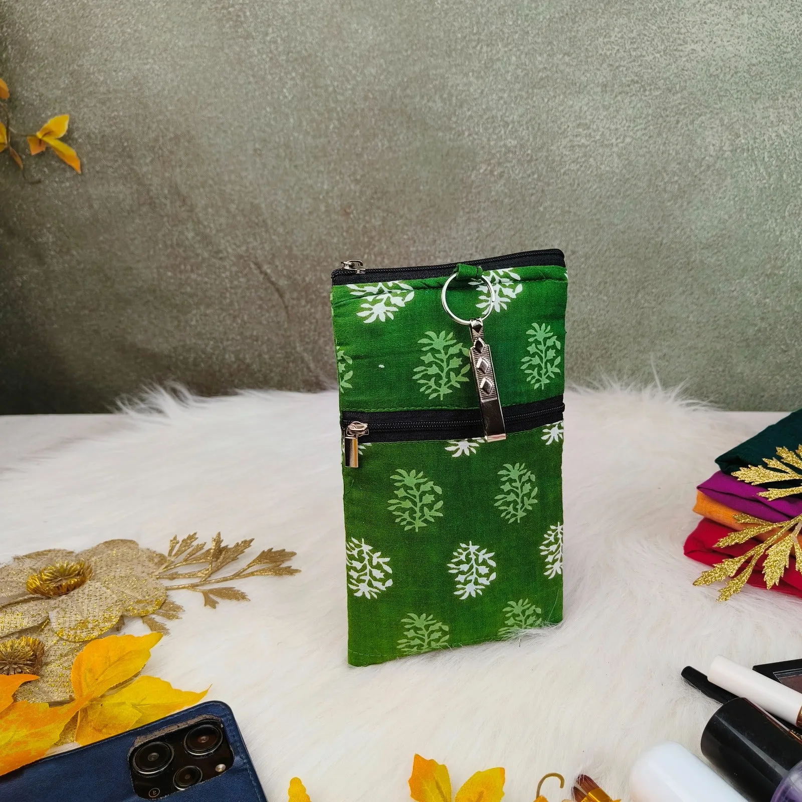 Saree Clip Mobile Pouch Green with White Ditsy Botanical Prints Design